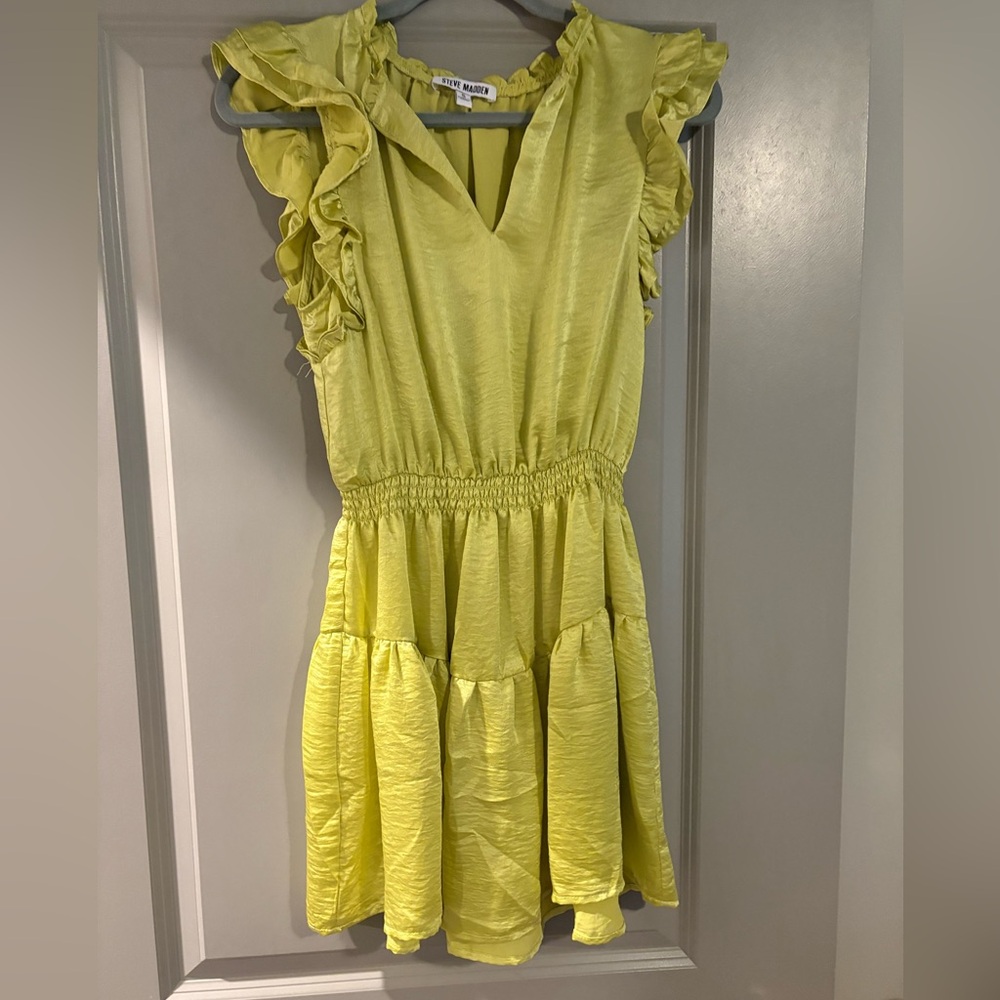 Steve Madden Women's Prairie Dreams Mini Dress w/ Ruffle Size Small Golden Lime